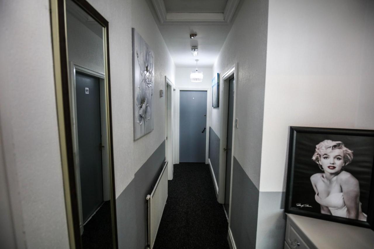 St Hilda Guesthouse Ливърпул Екстериор снимка