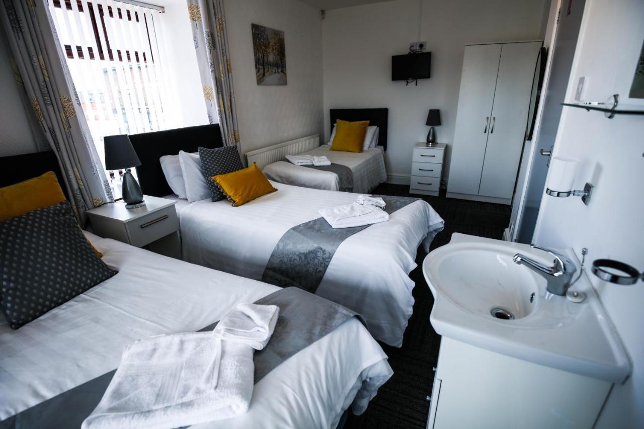 St Hilda Guesthouse Ливърпул Екстериор снимка