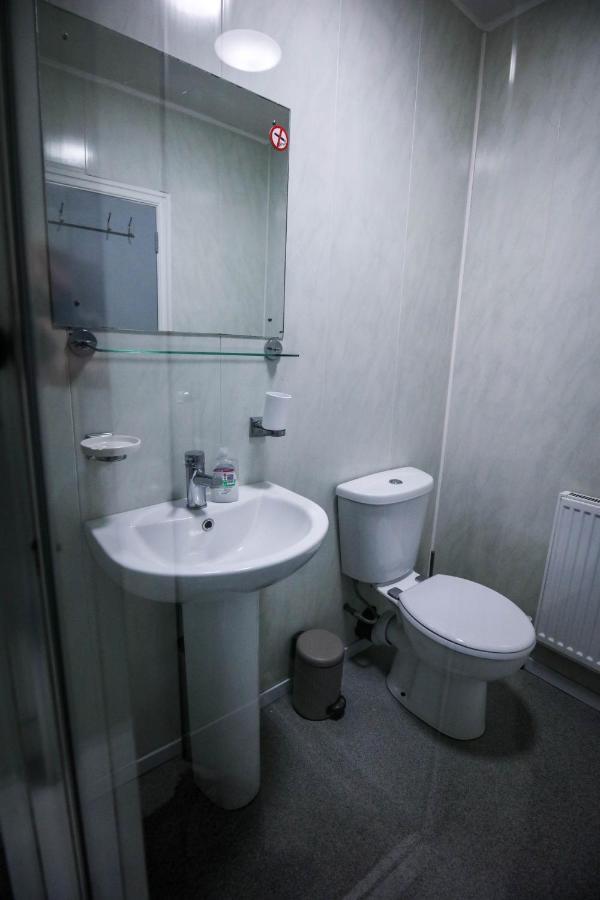 St Hilda Guesthouse Ливърпул Екстериор снимка